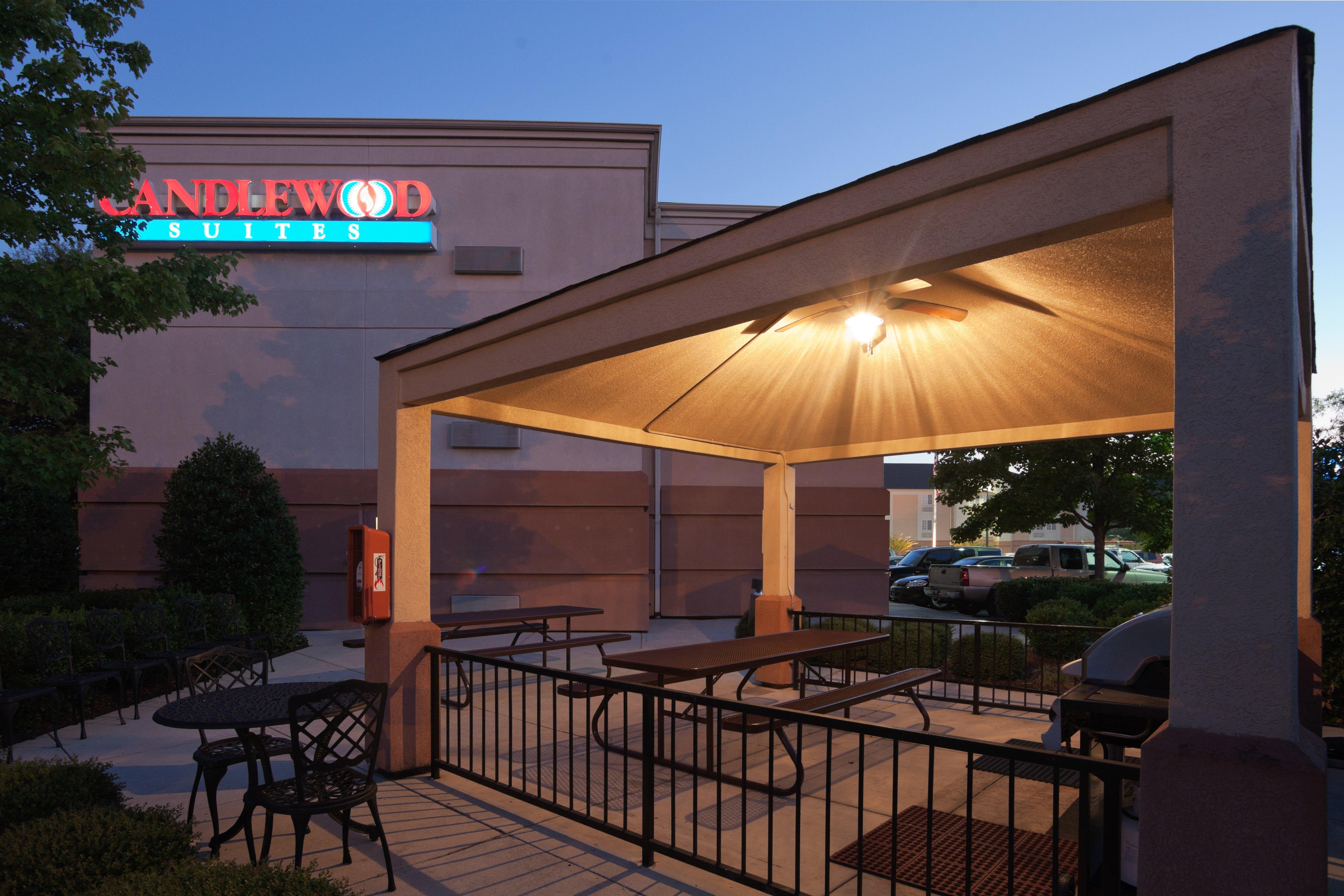Sonesta Simply Suites Huntsville Research Park Exterior foto